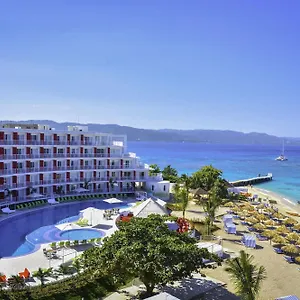 4* Station touristique Grand Decameron Cornwall Beach, A Trademark