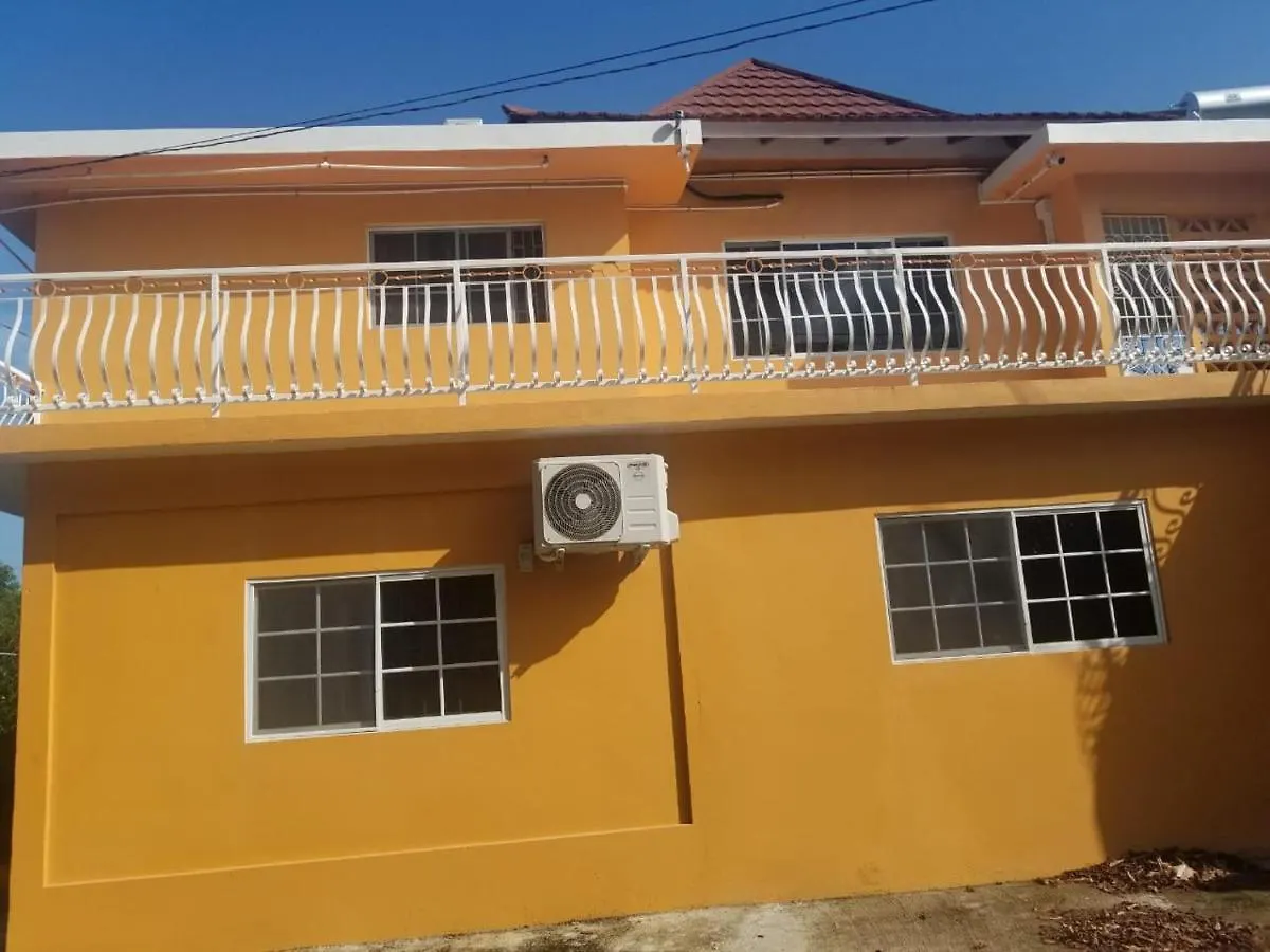 Chaudhry Holiday House Montego Bay Jamaica