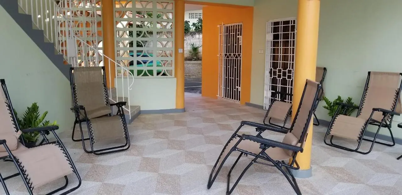Villa Chaudhry Holiday House Montego Bay