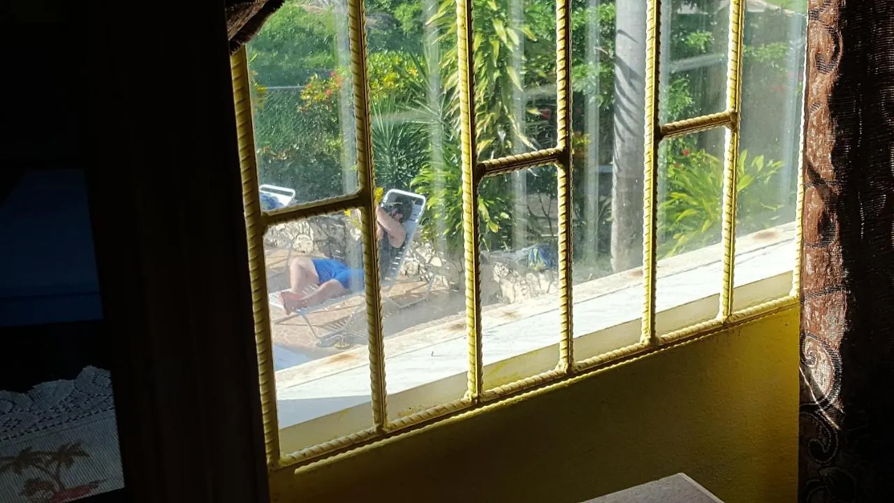 Chaudhry Holiday House Montego Bay Jamaica