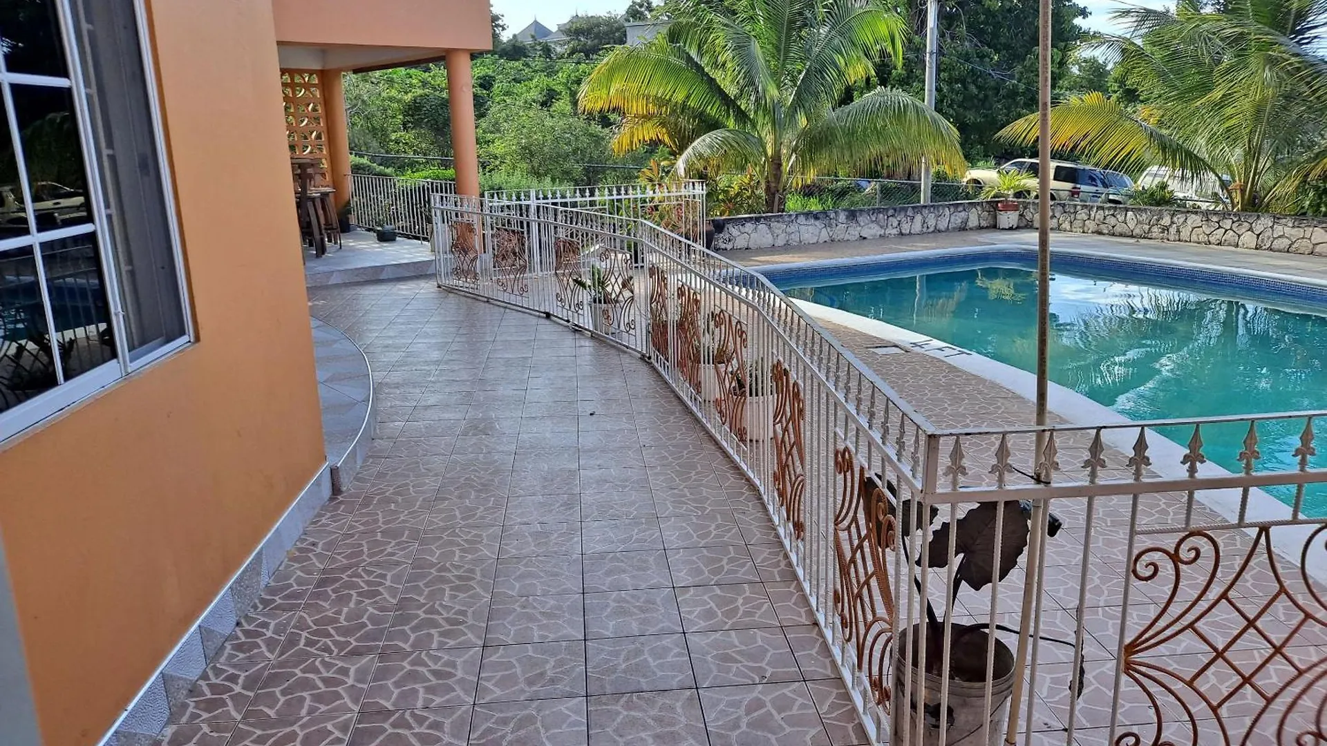 Chaudhry Holiday House Montego Bay Jamaica